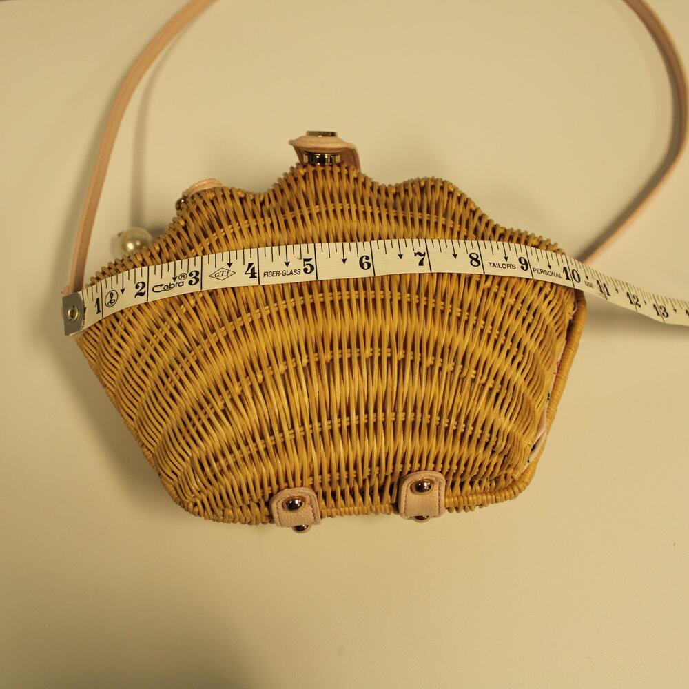 Betsey Johnson shell wicker straw purse crossbody spring summer pink. read - Picture 6 of 7